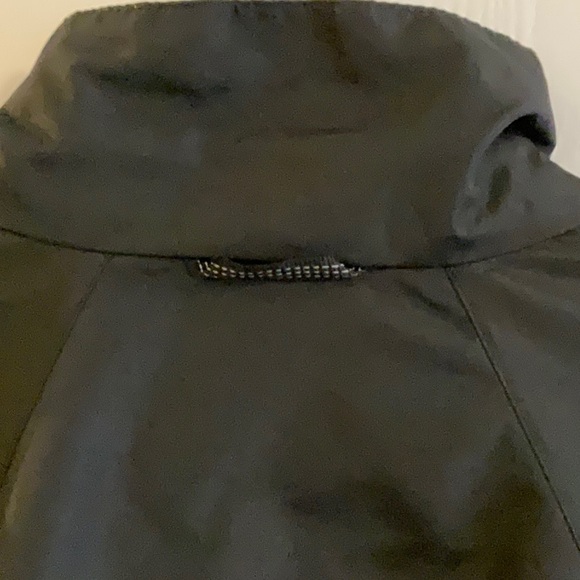 Black Windbreaker- North End - Picture 8 of 12